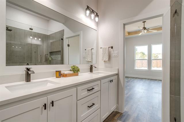 Building Photo - 1406 Dorado Dr