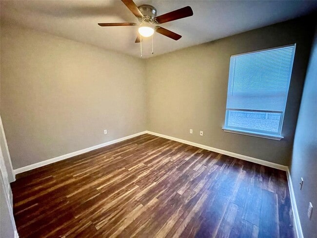 Building Photo - 800 Orchard St