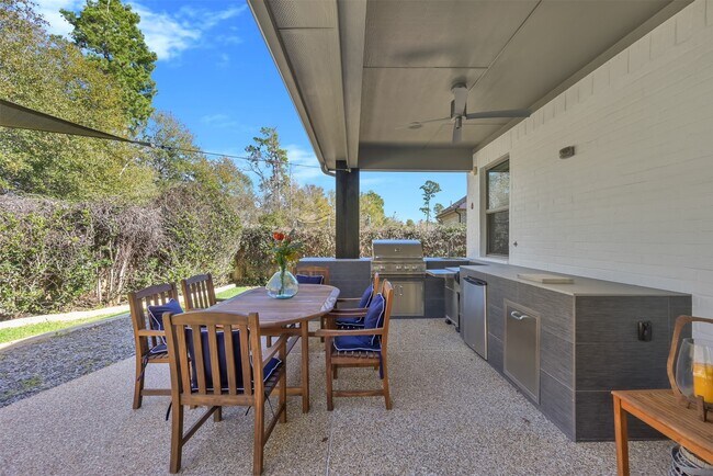 Building Photo - 98 Lindenberry Cir