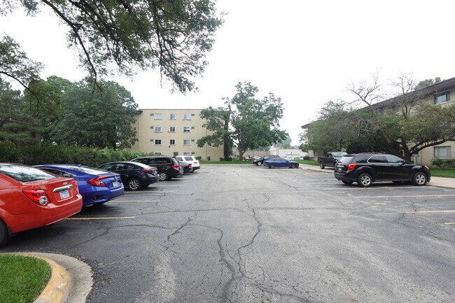 Building Photo - 1206 E Fairview St
