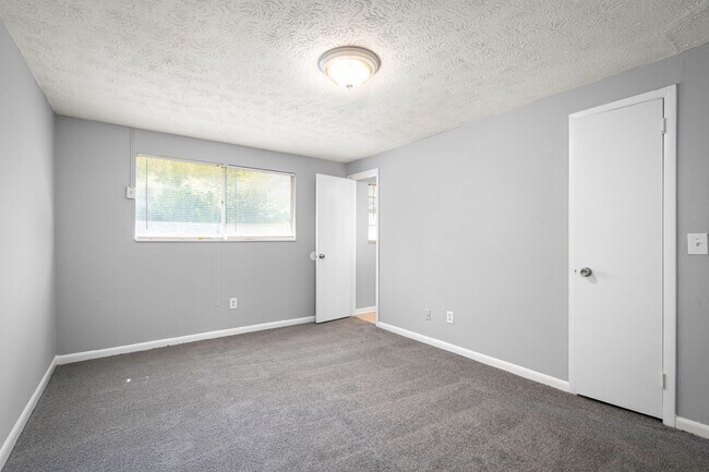 Building Photo - Timuquana 3BR/2BA Solid Brick Home w/ Flex Space & Private Yard