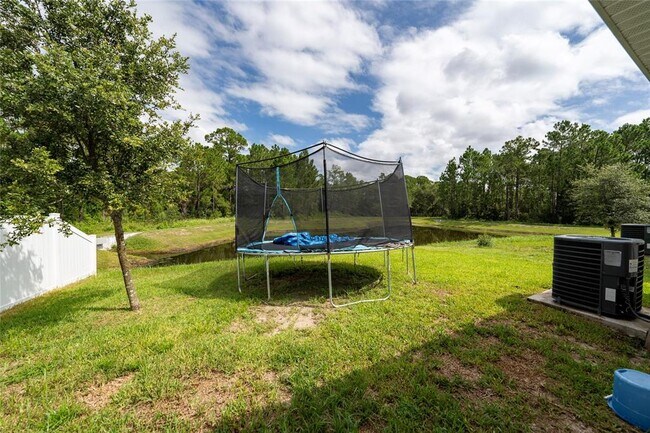 Building Photo - 355 Lily Ln