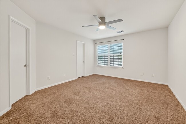 Building Photo - 6523 Mildenhall Ct