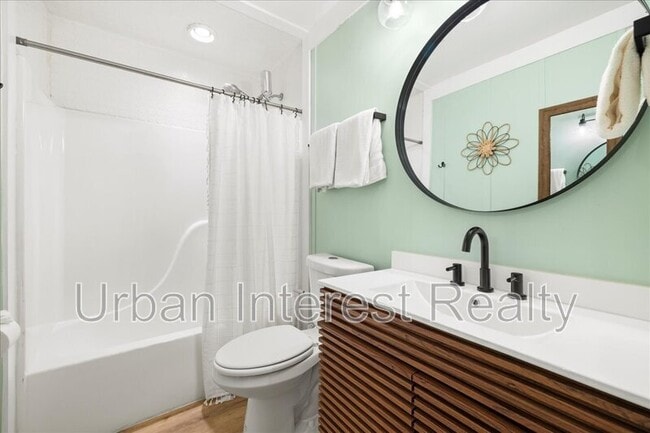 Building Photo - 108 Osprey Ln