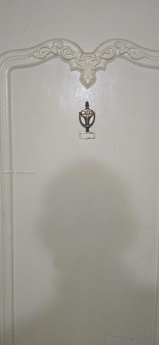 Building Photo - 3680 Inverrary Dr