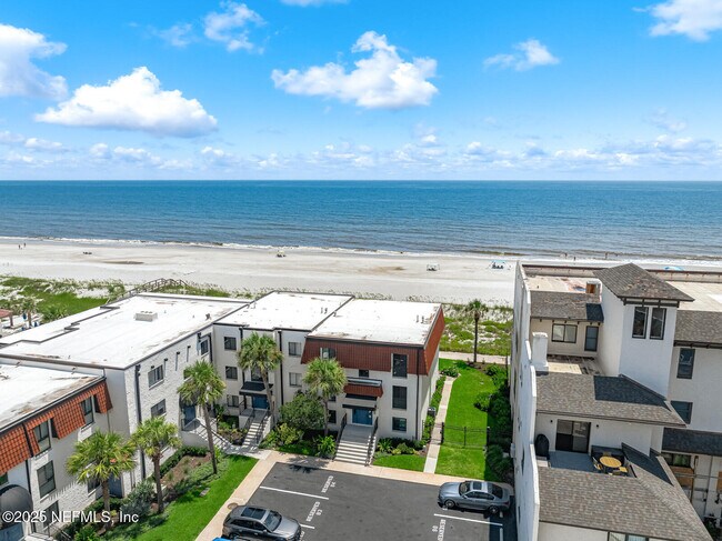 Building Photo - 2343 Costa Verde Blvd