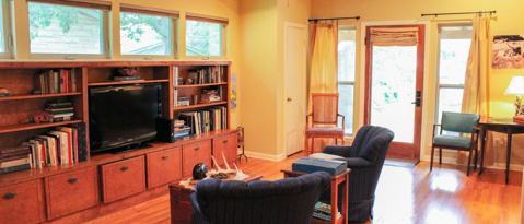 Building Photo - 539 Woodcrest Dr