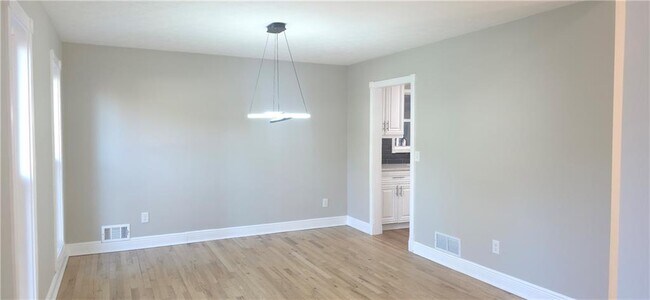 Building Photo - 1483 Hidden Hills Pkwy