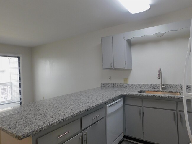 Building Photo - 3700 Golf Colony Ln