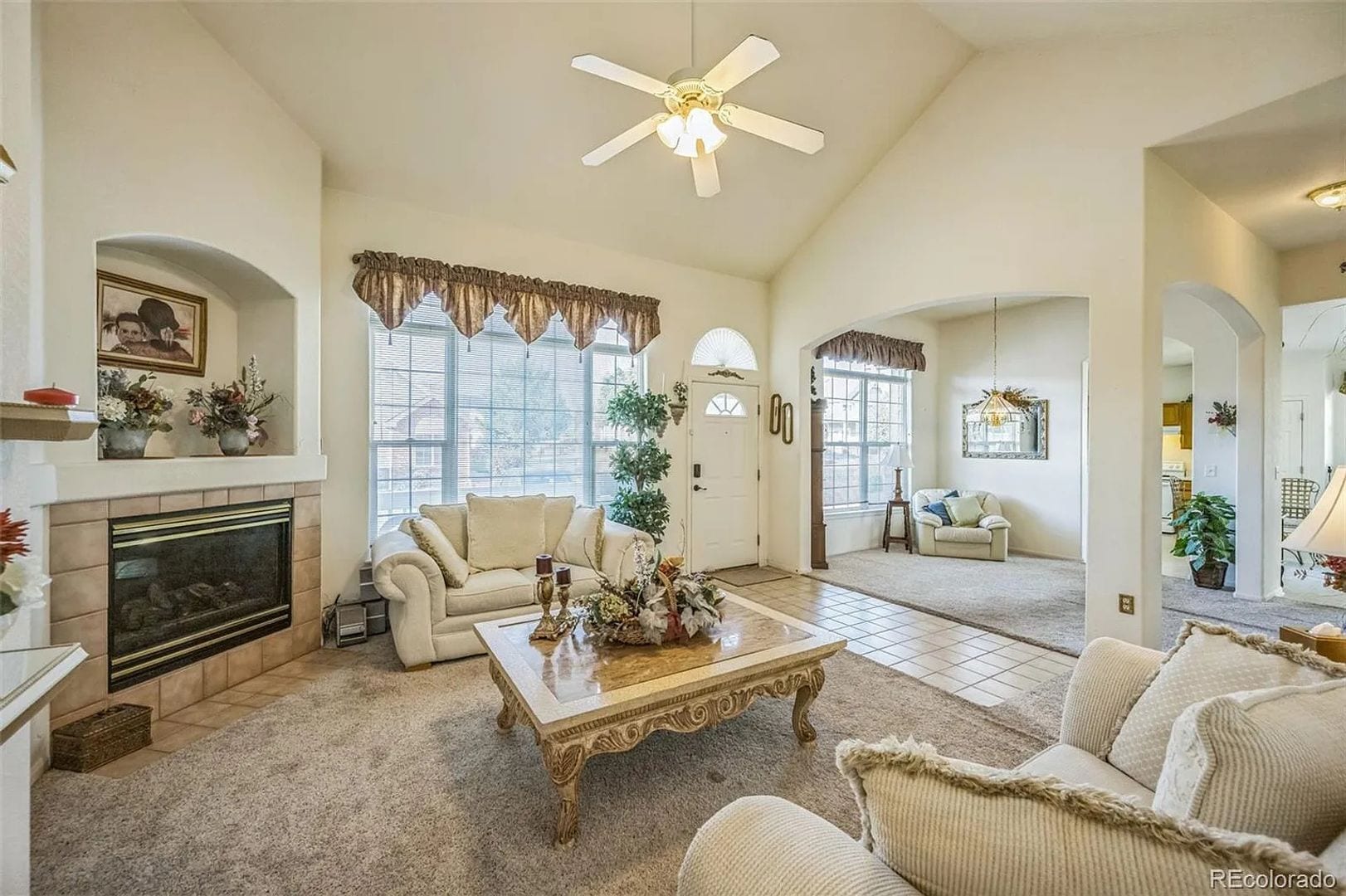 Building Photo - 3209 E 102nd Pl