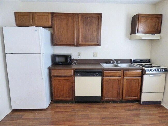 Building Photo - 4405 Avenue A