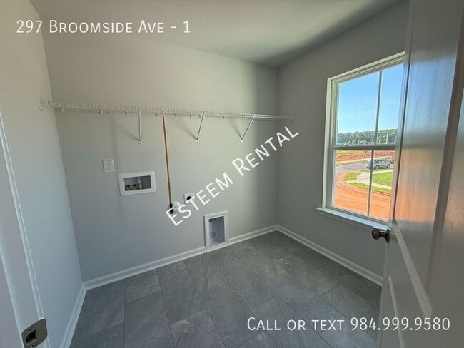 Building Photo - 297 Broomside Ave