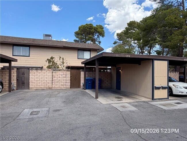 Building Photo - 6132 Meadowgrass Ln