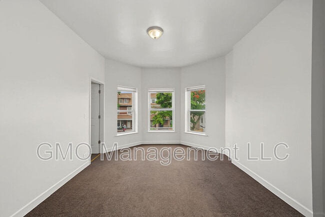 Building Photo - 4341 W Gladys Ave