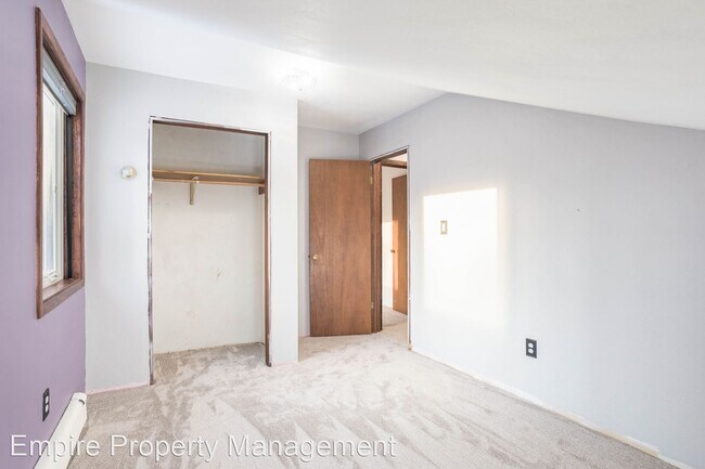 Building Photo - 5 br, 2.5 bath House - 2633 Diamond Street