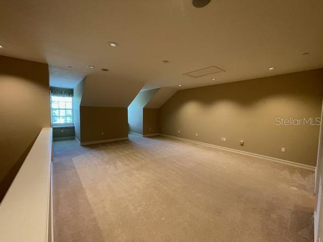 Building Photo - 930 Greenlawn St