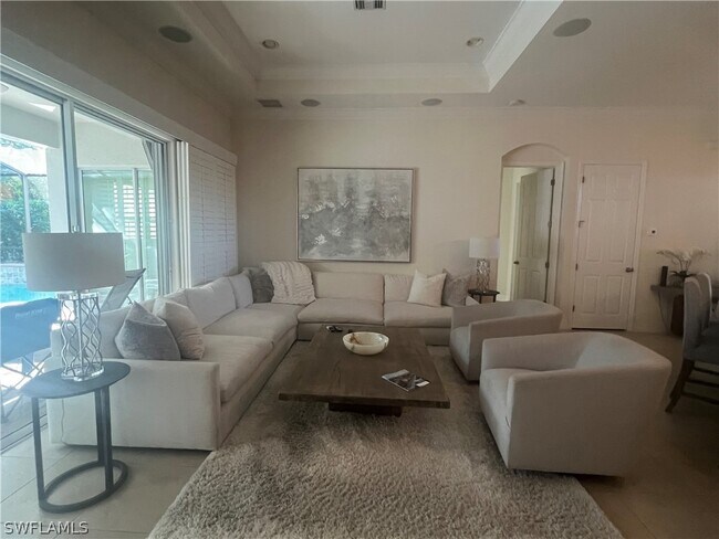 Building Photo - 6853 Il Regalo Cir