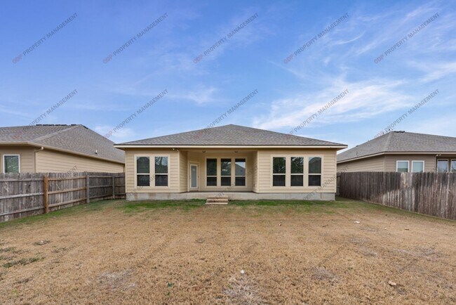 Building Photo - 418 Cross Dr.