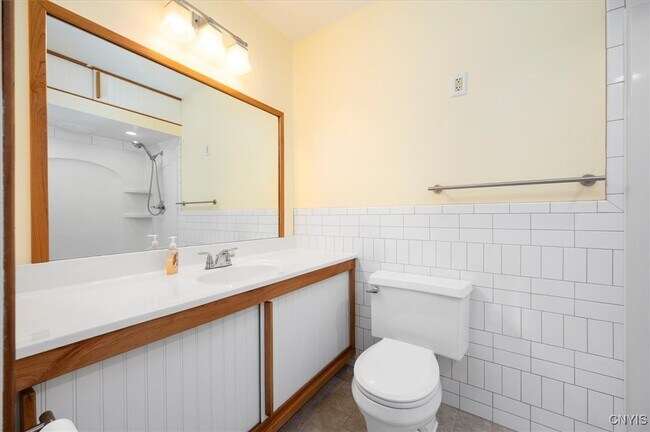 Building Photo - 7530 Dugway Rd