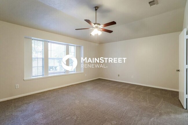 Building Photo - 4 Bedroom Pet-Friendly Home in PORTER, TX with Main Street Renewal