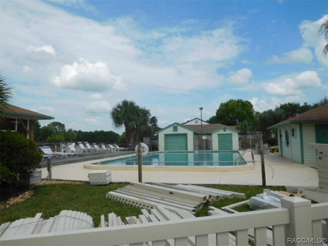 Building Photo - 7 S Heron Creek Loop