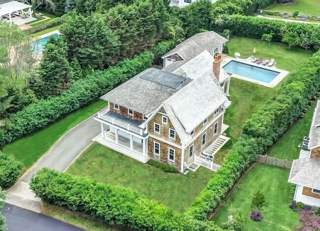 Building Photo - 29 South St