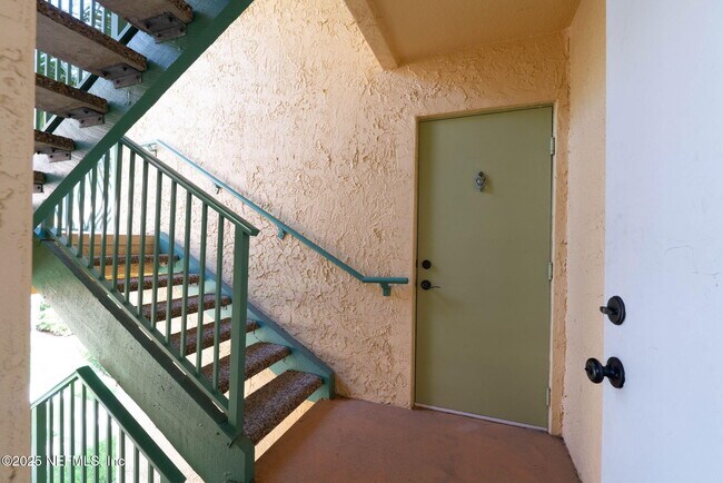 Building Photo - 108 Laguna Villa Blvd