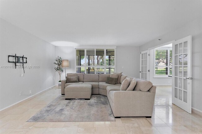 Building Photo - 7225 Promenade Dr
