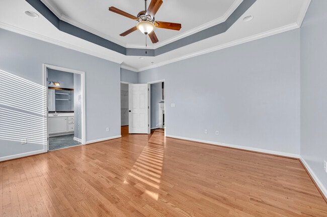 Building Photo - 3105 Vintage Way