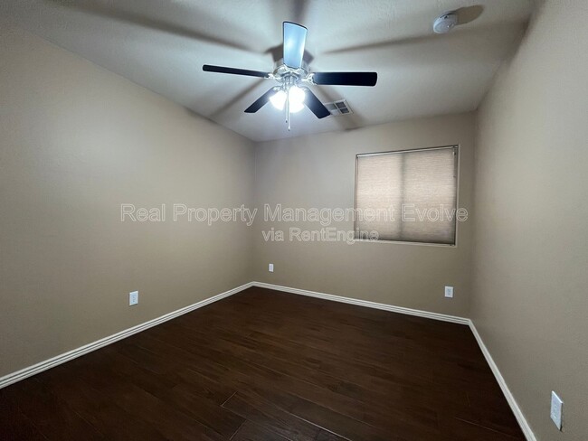 Building Photo - 12022 W Morning Dove Dr