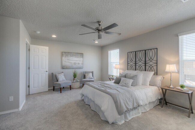 Building Photo - 388 Pecos Loop SE