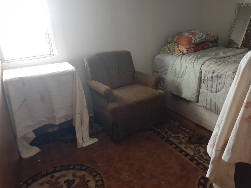 Building Photo - 5728 4th St