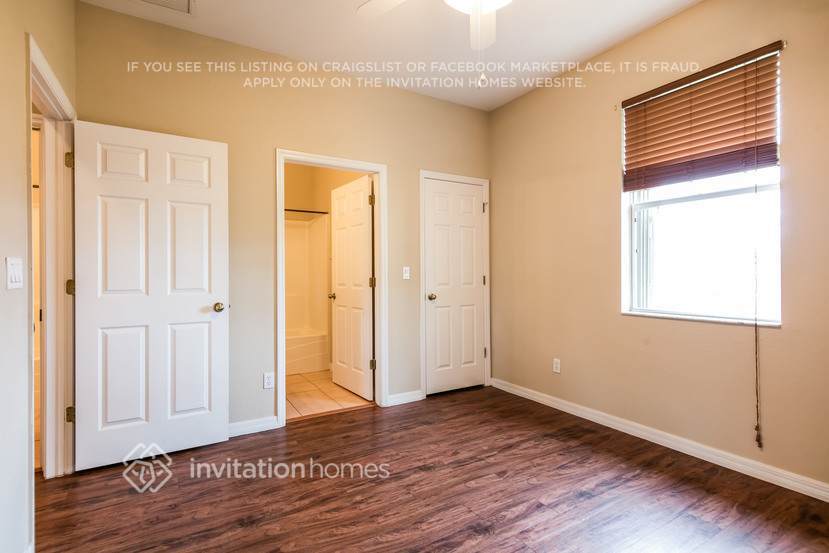 Building Photo - 3809 10th St SW
