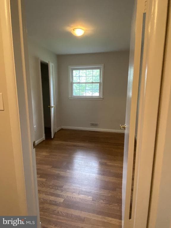 Building Photo - 3137 Creswell Dr