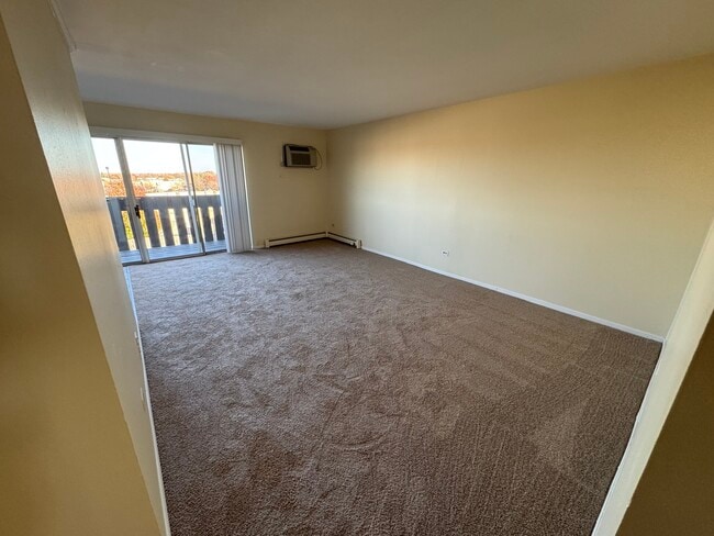 Building Photo - 1120 Copperfield Ln E