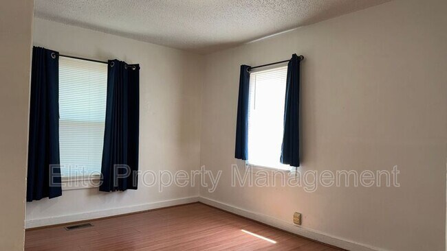 Building Photo - 505 Orange St