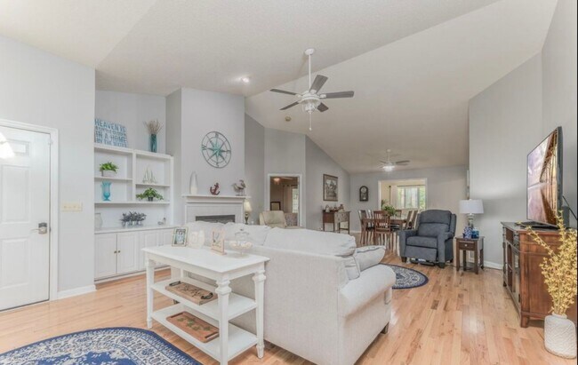 Building Photo - 3x2 Fairfield Harbour Dream Home in Birdland!