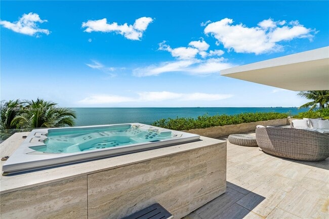 Building Photo - 440 S Mashta Dr