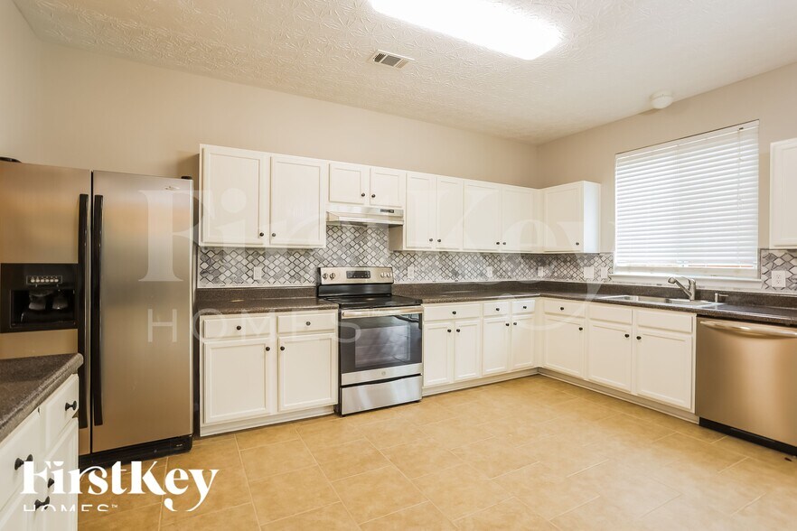 Building Photo - 96 Parkmont Ln