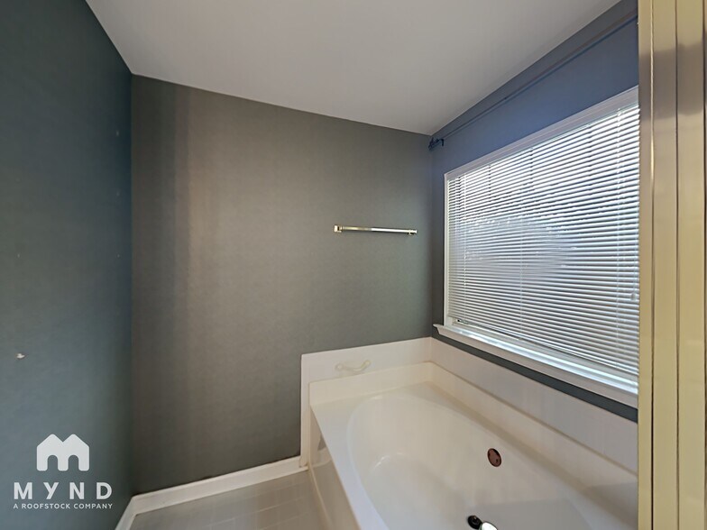 Building Photo - 1845 Millstone Ct