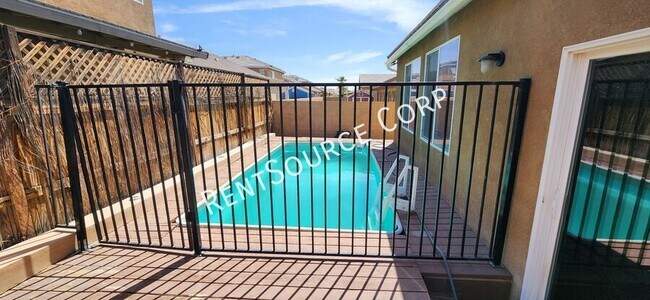 Building Photo - 3215 Tumbleweed Ave