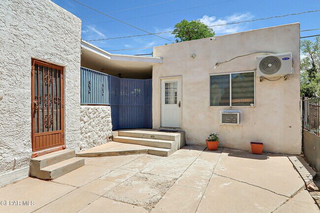 Building Photo - 1104 Madeline Dr