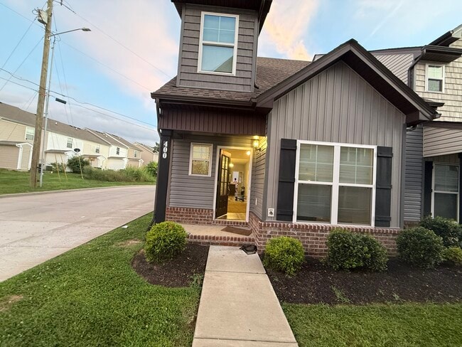 Building Photo - 400 Rick Mccormick Dr