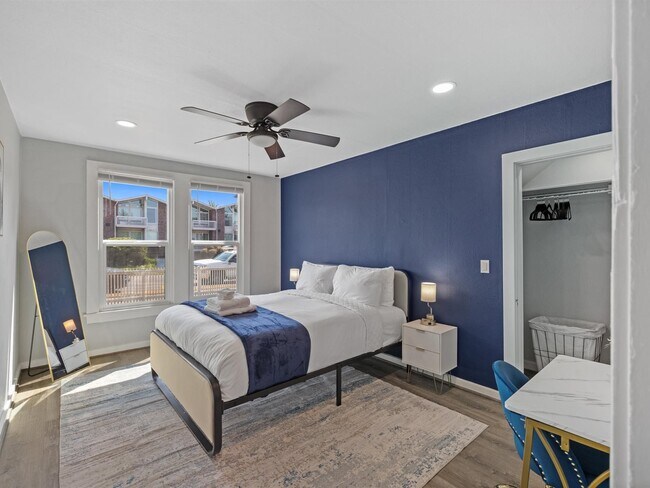 Building Photo - 2402 Rucker Ave