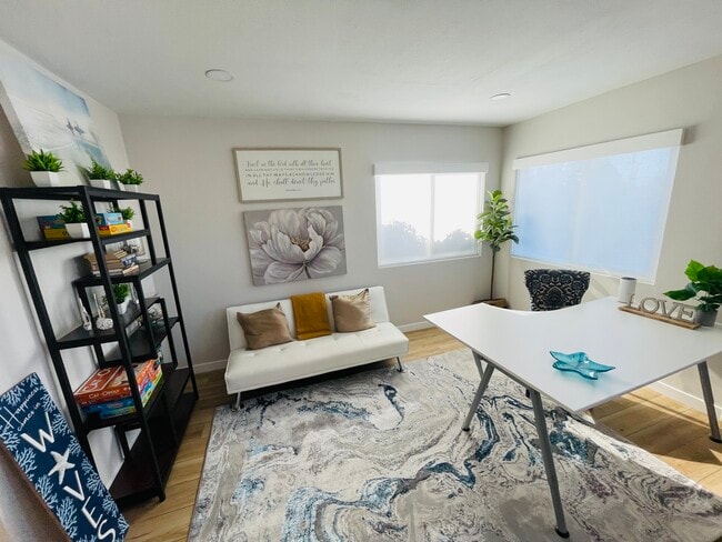 Building Photo - 1421 Dubuque St