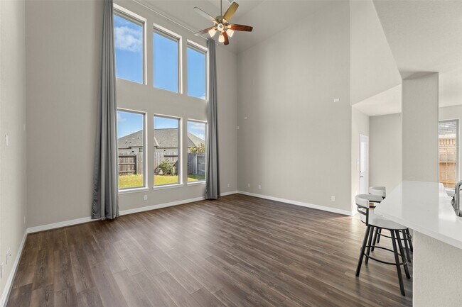 Building Photo - 3438 Acacia Grv Ln