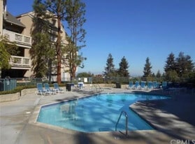 Building Photo - 1360 W Capitol Dr