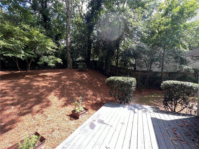 Building Photo - 2454 Drew Valley Rd NE