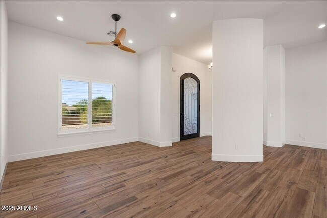 Building Photo - 3117 N 77th St