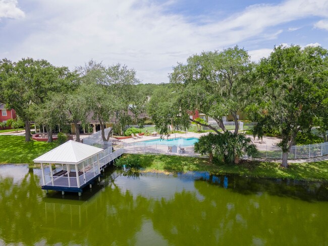 Building Photo - Pool and Lake View - Ground Floor- Corner ...